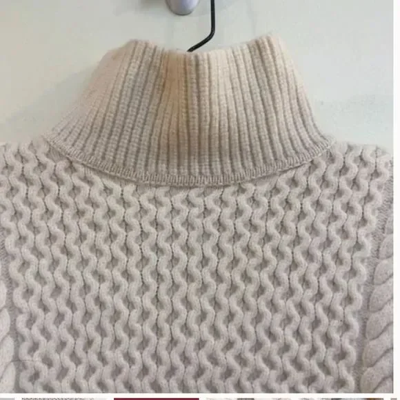 Ayr 100% merino wool “le Square” cable turtleneck sweater - Picture 6 of 7
